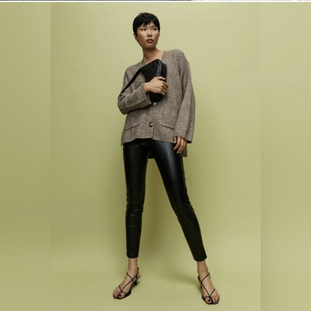 H&M Vegan black leather leggings, size 6 - Picture 2 of 4